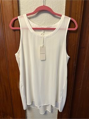 Pleione White Layered Chiffon Sleeveless Shell Top